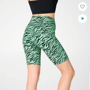 High-waisted Powerhold Shorts-Zebra print